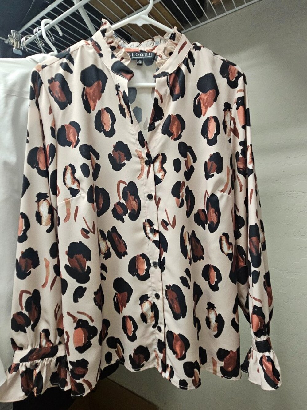 Eloquii Ruffle Collar Button-Front V-Neck Blouse - Pink Animal Print - Size 14